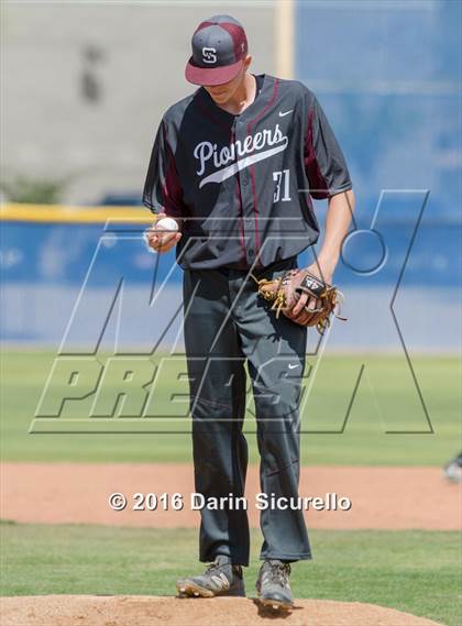 Thumbnail 3 in Simi Valley vs. Nansemond River (Coach Bob National Invitational) photogallery.