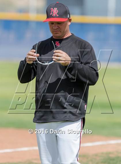 Thumbnail 1 in Simi Valley vs. Nansemond River (Coach Bob National Invitational) photogallery.