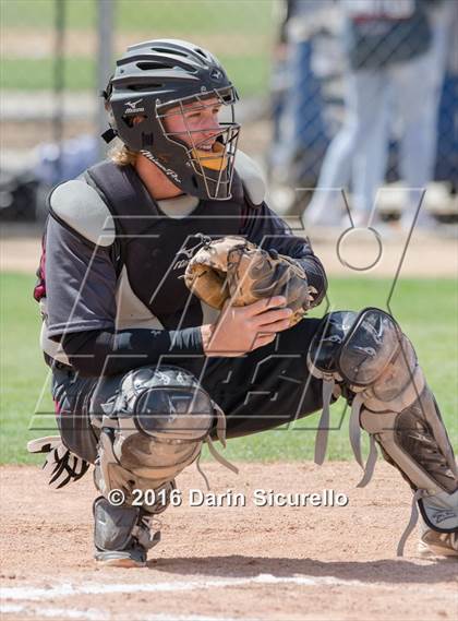Thumbnail 1 in Simi Valley vs. Nansemond River (Coach Bob National Invitational) photogallery.