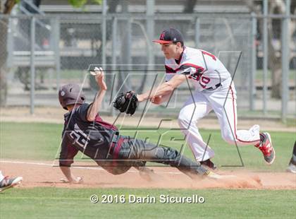 Thumbnail 3 in Simi Valley vs. Nansemond River (Coach Bob National Invitational) photogallery.
