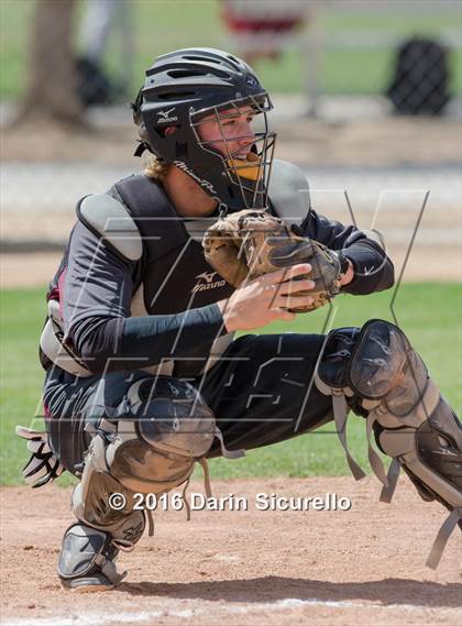 Thumbnail 3 in Simi Valley vs. Nansemond River (Coach Bob National Invitational) photogallery.