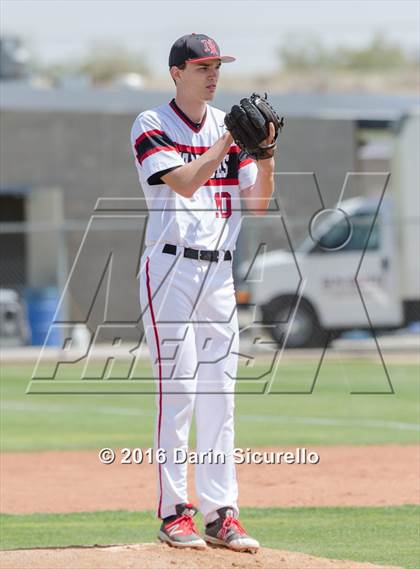 Thumbnail 2 in Simi Valley vs. Nansemond River (Coach Bob National Invitational) photogallery.