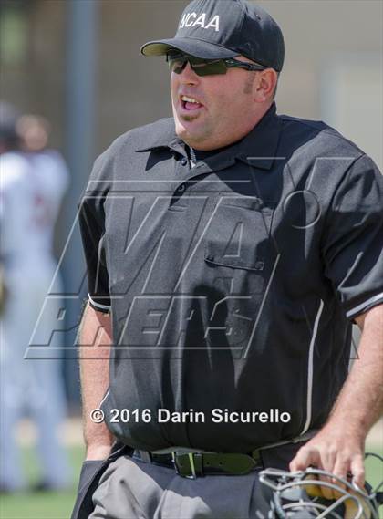 Thumbnail 1 in Simi Valley vs. Nansemond River (Coach Bob National Invitational) photogallery.