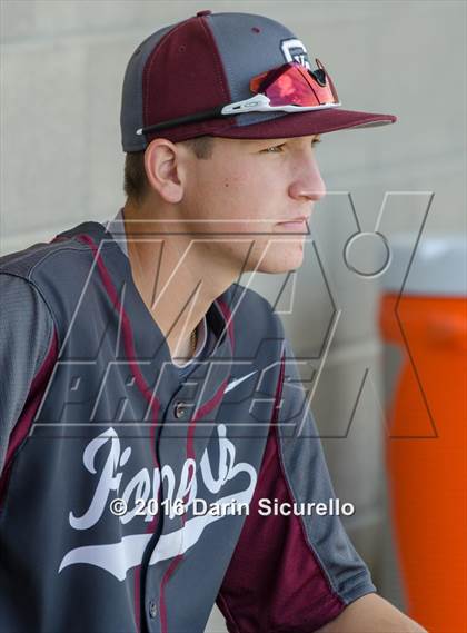 Thumbnail 3 in Simi Valley vs. Nansemond River (Coach Bob National Invitational) photogallery.
