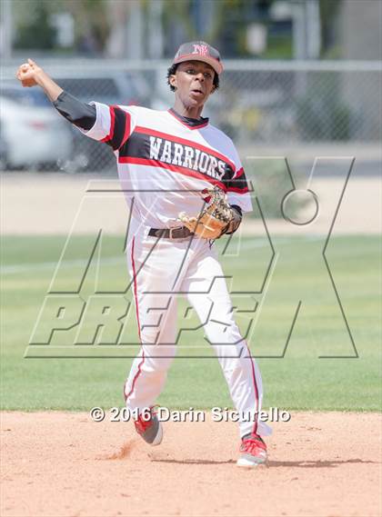 Thumbnail 3 in Simi Valley vs. Nansemond River (Coach Bob National Invitational) photogallery.