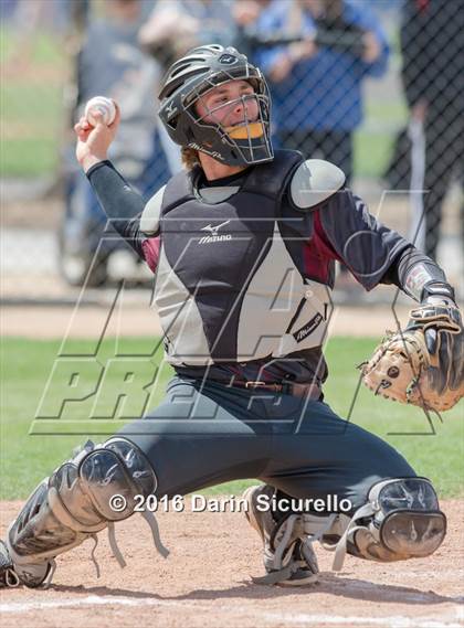 Thumbnail 2 in Simi Valley vs. Nansemond River (Coach Bob National Invitational) photogallery.