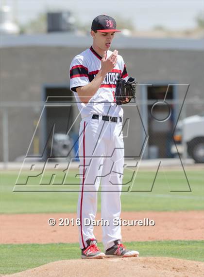 Thumbnail 1 in Simi Valley vs. Nansemond River (Coach Bob National Invitational) photogallery.