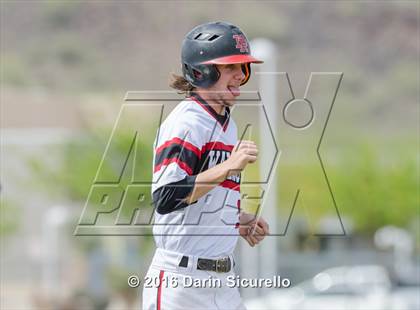 Thumbnail 2 in Simi Valley vs. Nansemond River (Coach Bob National Invitational) photogallery.