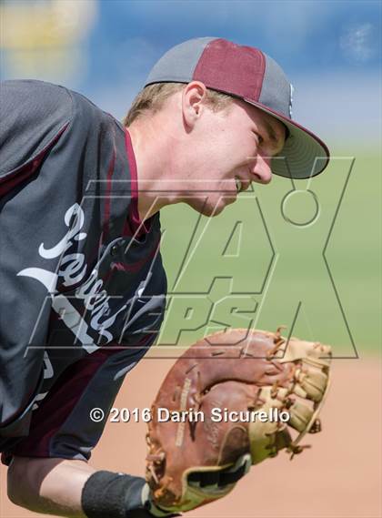Thumbnail 3 in Simi Valley vs. Nansemond River (Coach Bob National Invitational) photogallery.