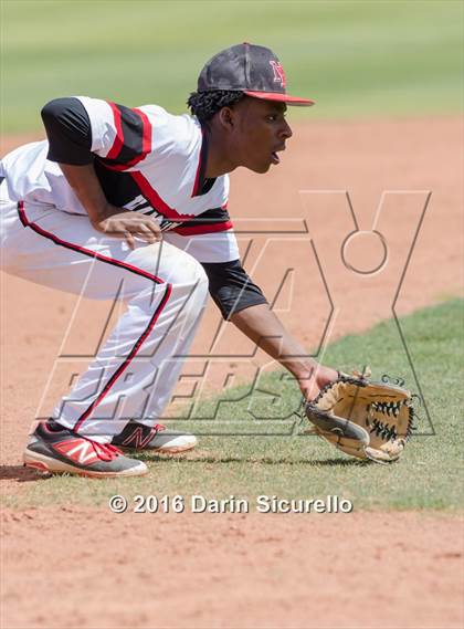 Thumbnail 2 in Simi Valley vs. Nansemond River (Coach Bob National Invitational) photogallery.