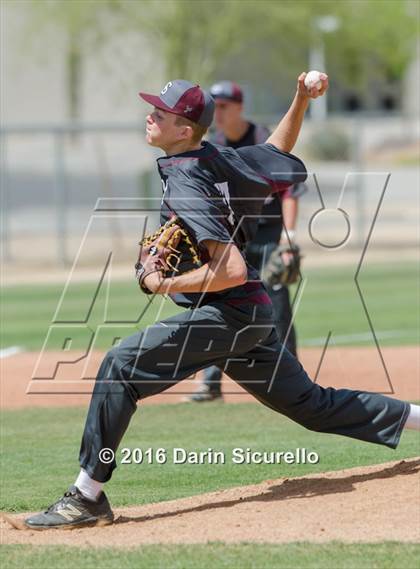 Thumbnail 2 in Simi Valley vs. Nansemond River (Coach Bob National Invitational) photogallery.