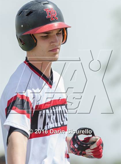 Thumbnail 3 in Simi Valley vs. Nansemond River (Coach Bob National Invitational) photogallery.