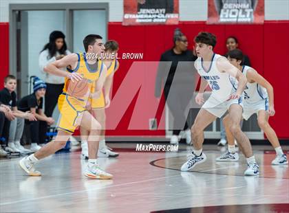 Thumbnail 2 in Carmel vs Lake Central (Paul Loggan Memorial Invite) photogallery.