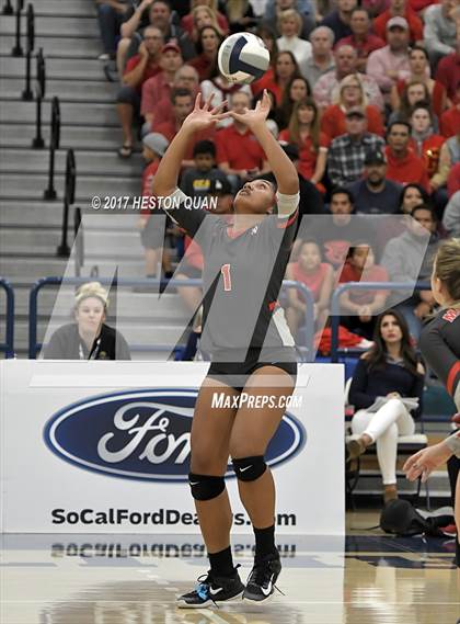 Thumbnail 1 in Mater Dei vs Marymount (CIF-SS D1 Final) photogallery.