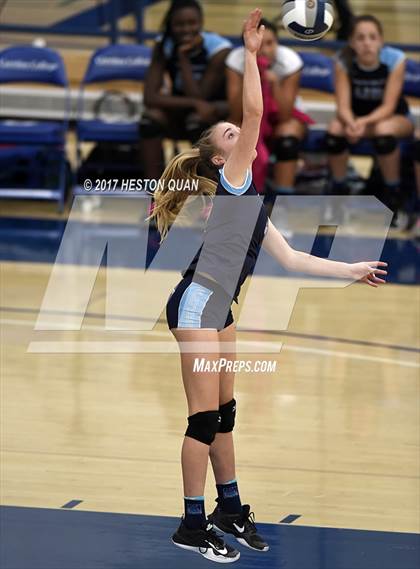 Thumbnail 2 in Mater Dei vs Marymount (CIF-SS D1 Final) photogallery.