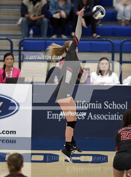 Thumbnail 3 in Mater Dei vs Marymount (CIF-SS D1 Final) photogallery.