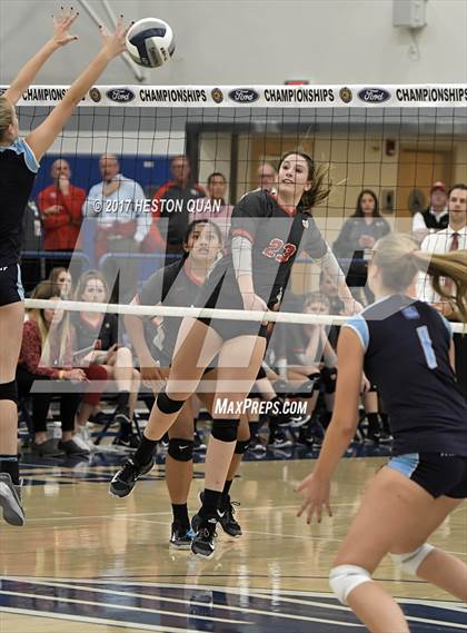 Thumbnail 1 in Mater Dei vs Marymount (CIF-SS D1 Final) photogallery.