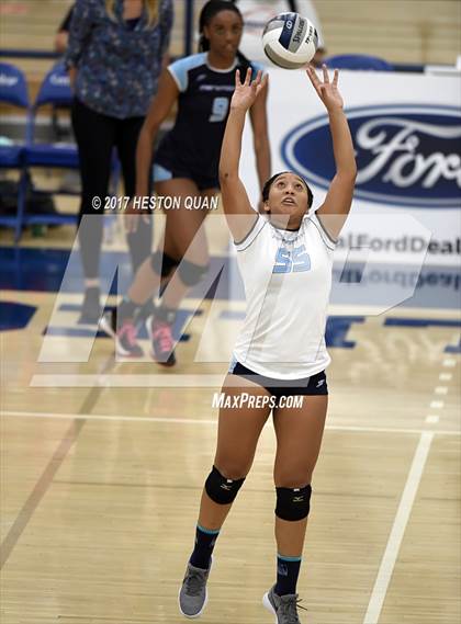 Thumbnail 3 in Mater Dei vs Marymount (CIF-SS D1 Final) photogallery.