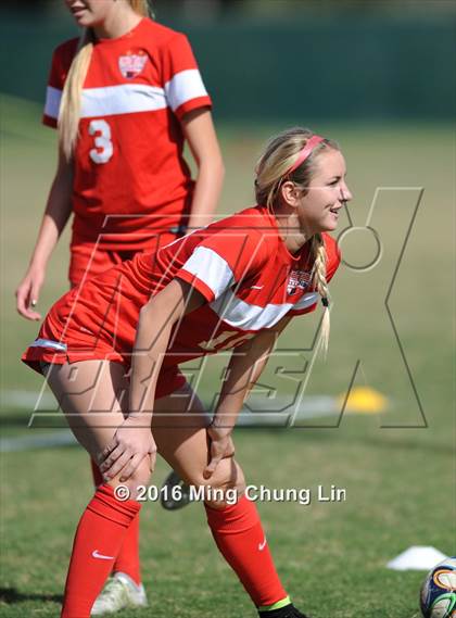 Thumbnail 3 in Tesoro vs. Santa Margarita (CIF SoCal Regional D1 Final) photogallery.