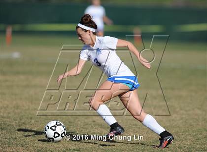 Thumbnail 2 in Tesoro vs. Santa Margarita (CIF SoCal Regional D1 Final) photogallery.