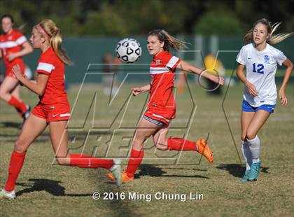 Thumbnail 2 in Tesoro vs. Santa Margarita (CIF SoCal Regional D1 Final) photogallery.