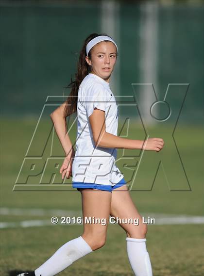 Thumbnail 1 in Tesoro vs. Santa Margarita (CIF SoCal Regional D1 Final) photogallery.