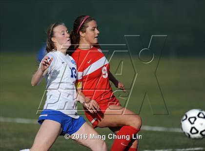 Thumbnail 2 in Tesoro vs. Santa Margarita (CIF SoCal Regional D1 Final) photogallery.