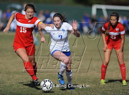 Thumbnail 2 in Tesoro vs. Santa Margarita (CIF SoCal Regional D1 Final) photogallery.