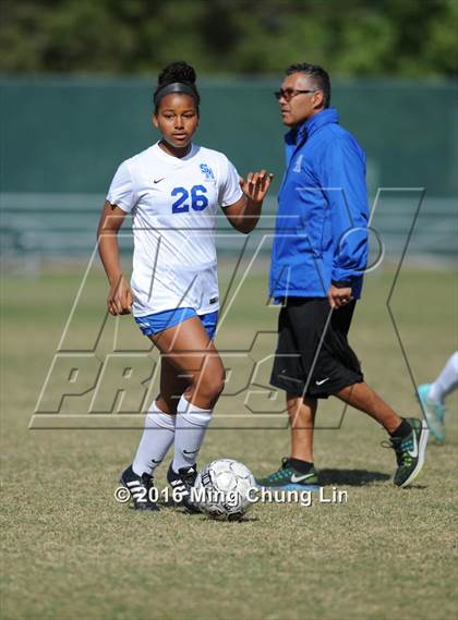 Thumbnail 1 in Tesoro vs. Santa Margarita (CIF SoCal Regional D1 Final) photogallery.