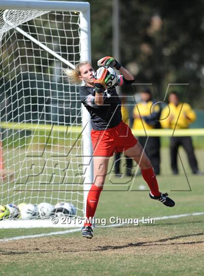 Thumbnail 1 in Tesoro vs. Santa Margarita (CIF SoCal Regional D1 Final) photogallery.