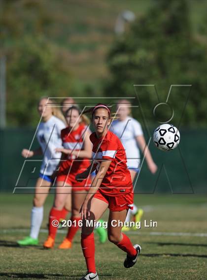 Thumbnail 1 in Tesoro vs. Santa Margarita (CIF SoCal Regional D1 Final) photogallery.