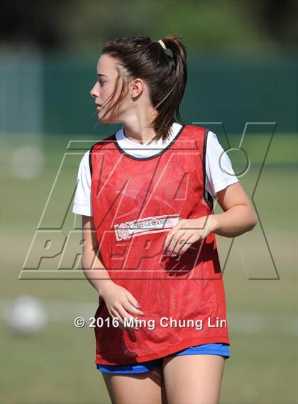 Thumbnail 2 in Tesoro vs. Santa Margarita (CIF SoCal Regional D1 Final) photogallery.