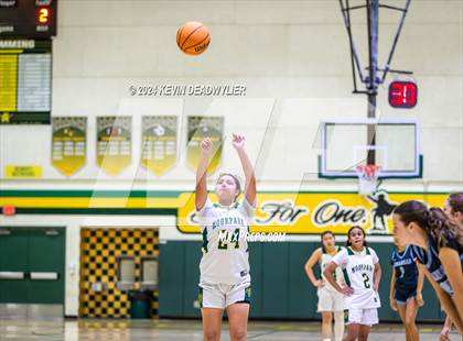 Thumbnail 2 in Camarillo @ Moorpark photogallery.