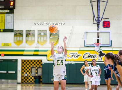 Thumbnail 1 in Camarillo @ Moorpark photogallery.