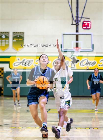 Thumbnail 3 in Camarillo @ Moorpark photogallery.