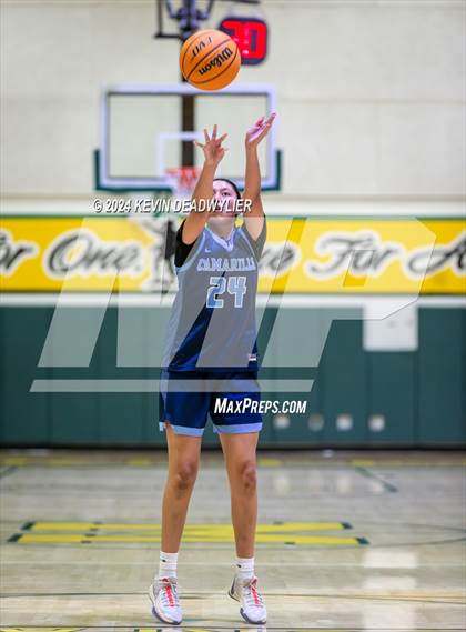 Thumbnail 2 in Camarillo @ Moorpark photogallery.