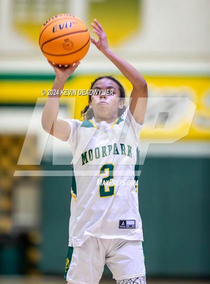 Thumbnail 1 in Camarillo @ Moorpark photogallery.