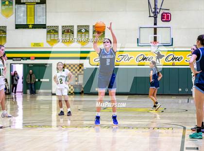 Thumbnail 1 in Camarillo @ Moorpark photogallery.