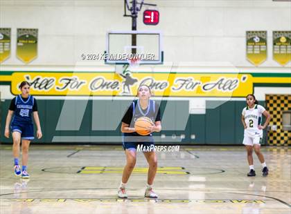 Thumbnail 3 in Camarillo @ Moorpark photogallery.