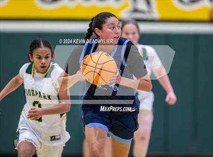 Thumbnail 3 in Camarillo @ Moorpark photogallery.