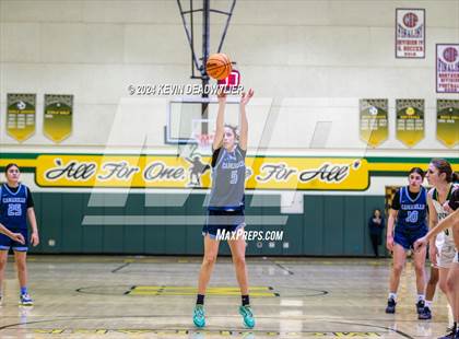 Thumbnail 1 in Camarillo @ Moorpark photogallery.
