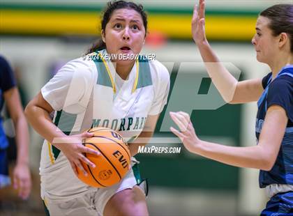 Thumbnail 3 in Camarillo @ Moorpark photogallery.