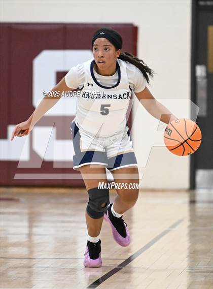 Thumbnail 3 in Hackensack @  Morristown (NJSIAA Section 1 Group 4 First Round) photogallery.