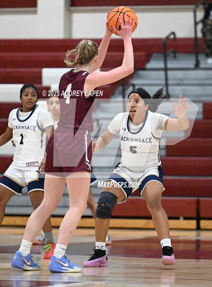 Thumbnail 1 in Hackensack @  Morristown (NJSIAA Section 1 Group 4 First Round) photogallery.