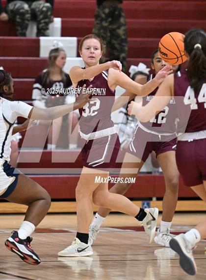 Thumbnail 2 in Hackensack @  Morristown (NJSIAA Section 1 Group 4 First Round) photogallery.