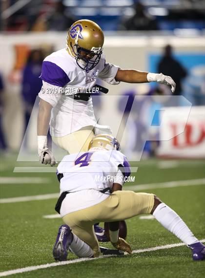 Thumbnail 2 in Osceola vs. Harding Academy (AAA 3A Final) photogallery.