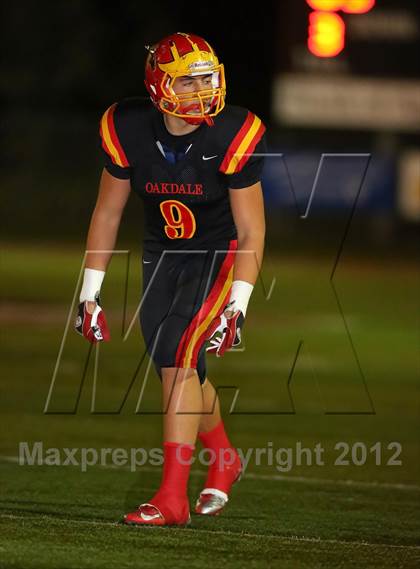 Thumbnail 2 in Oakdale vs. Vista del Lago (CIF SJS D3 Final) photogallery.