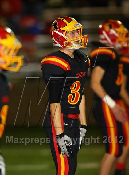 Thumbnail 3 in Oakdale vs. Vista del Lago (CIF SJS D3 Final) photogallery.