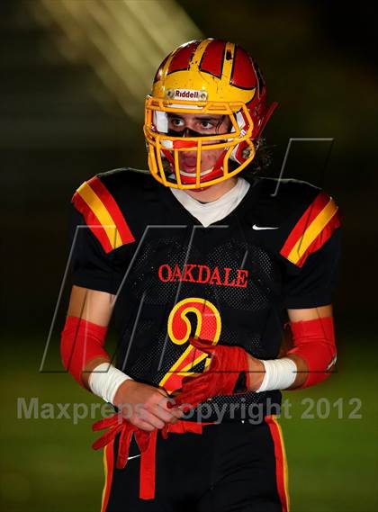 Thumbnail 1 in Oakdale vs. Vista del Lago (CIF SJS D3 Final) photogallery.