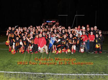 Thumbnail 3 in Oakdale vs. Vista del Lago (CIF SJS D3 Final) photogallery.